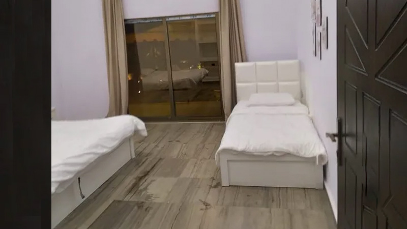 Interior-bedroom-image-of-Sana-Farm-1